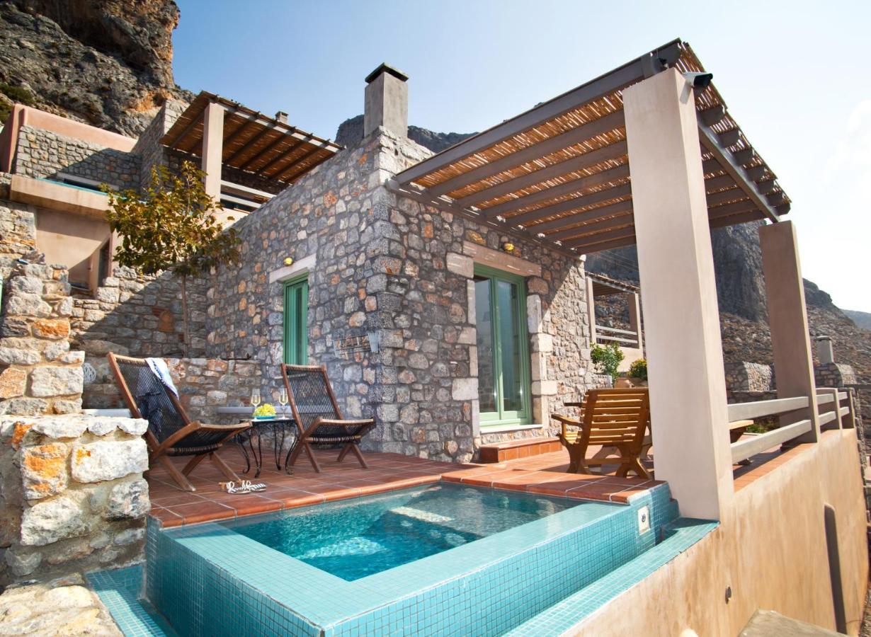 Petra Boutique Homes Arginonda Exterior photo